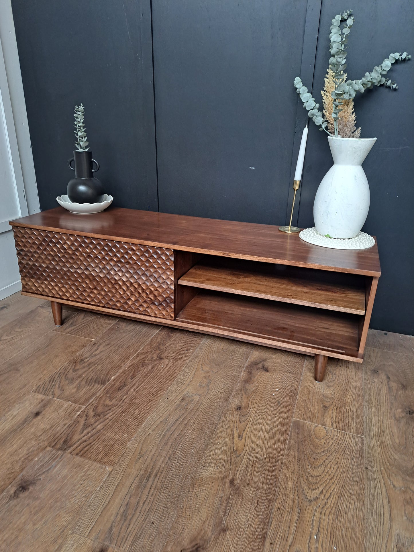 Walnut Sliding Door Tv Stand / Media Unit