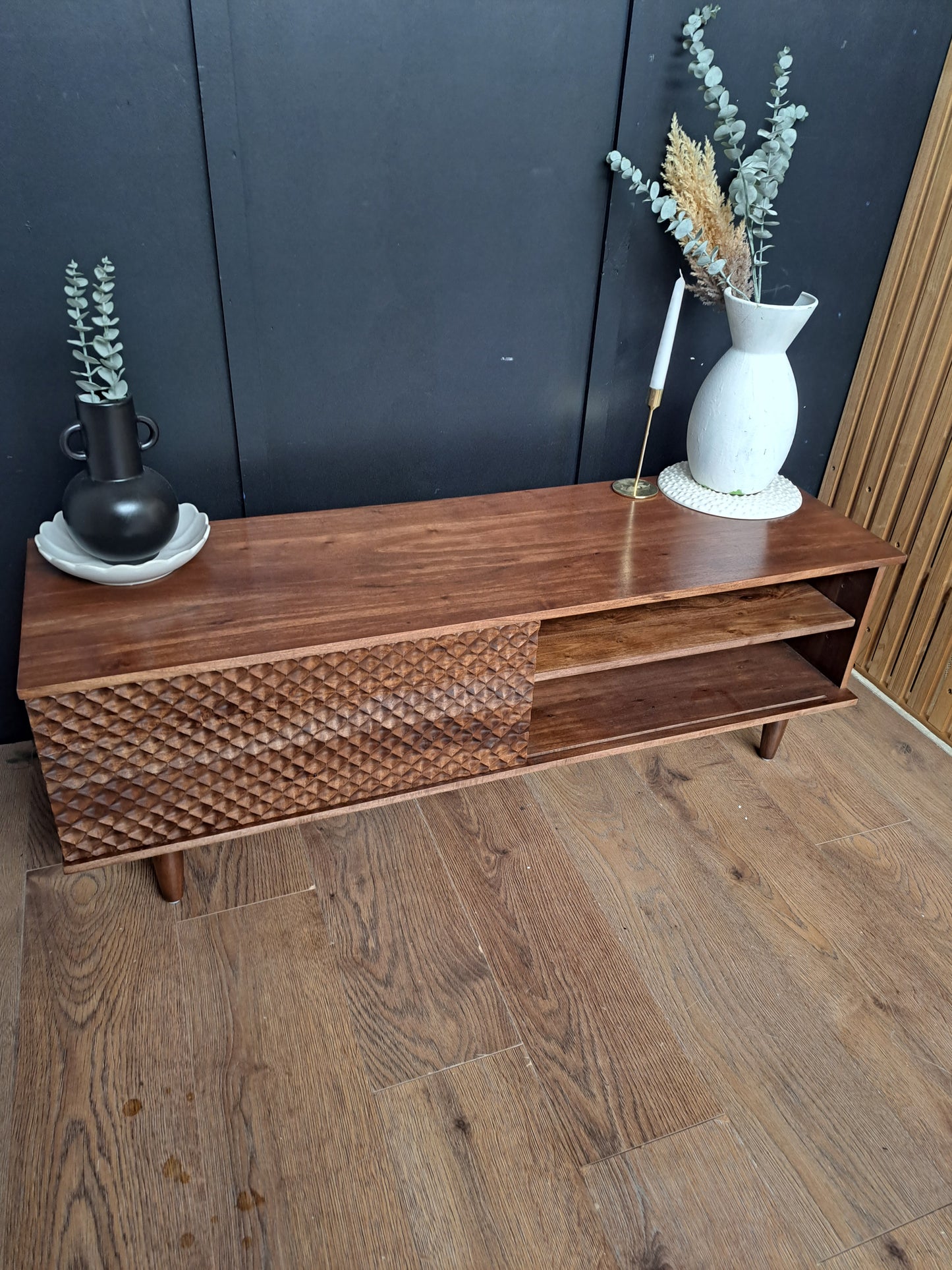 Walnut Sliding Door Tv Stand / Media Unit