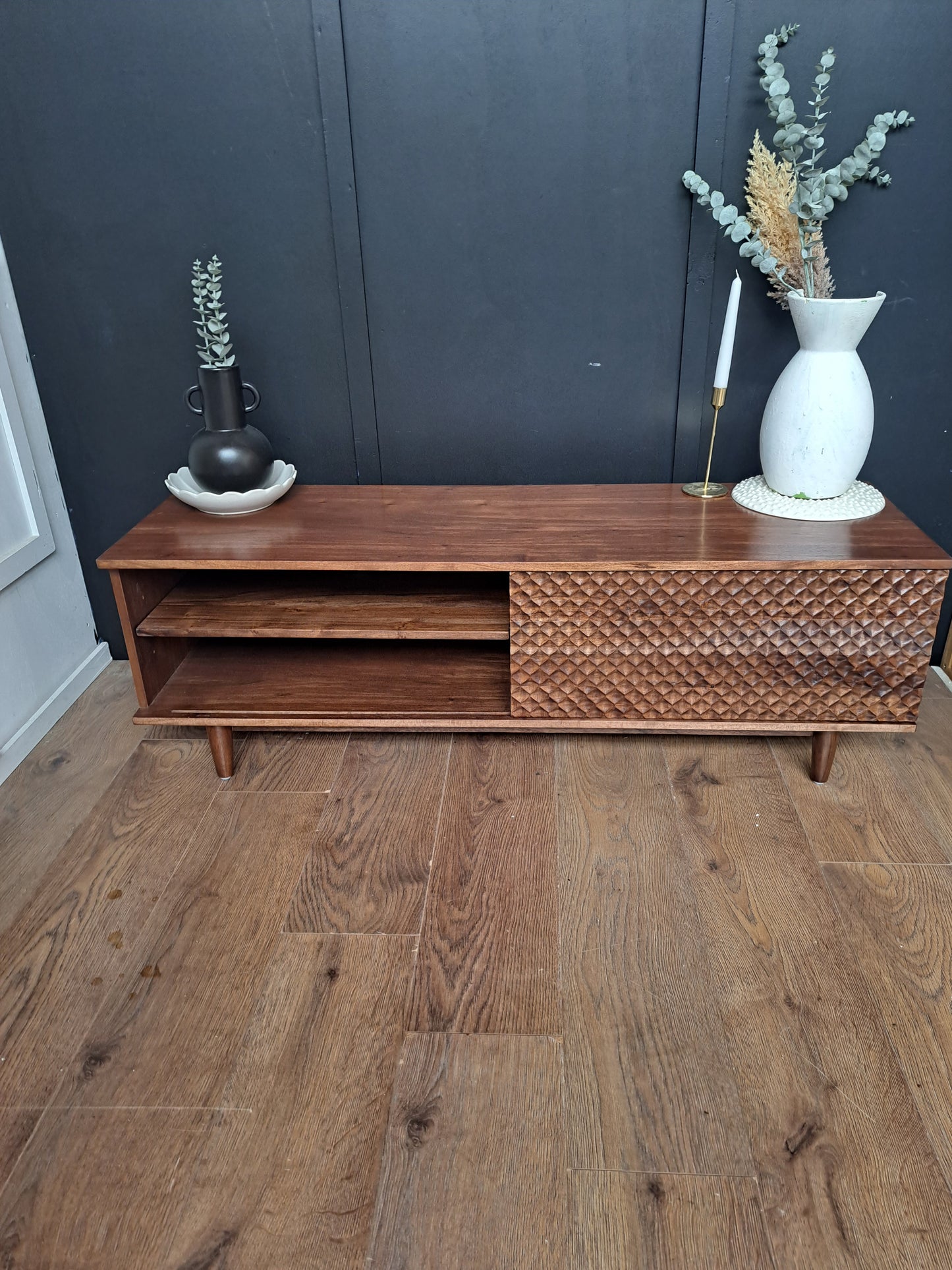 Walnut Sliding Door Tv Stand / Media Unit