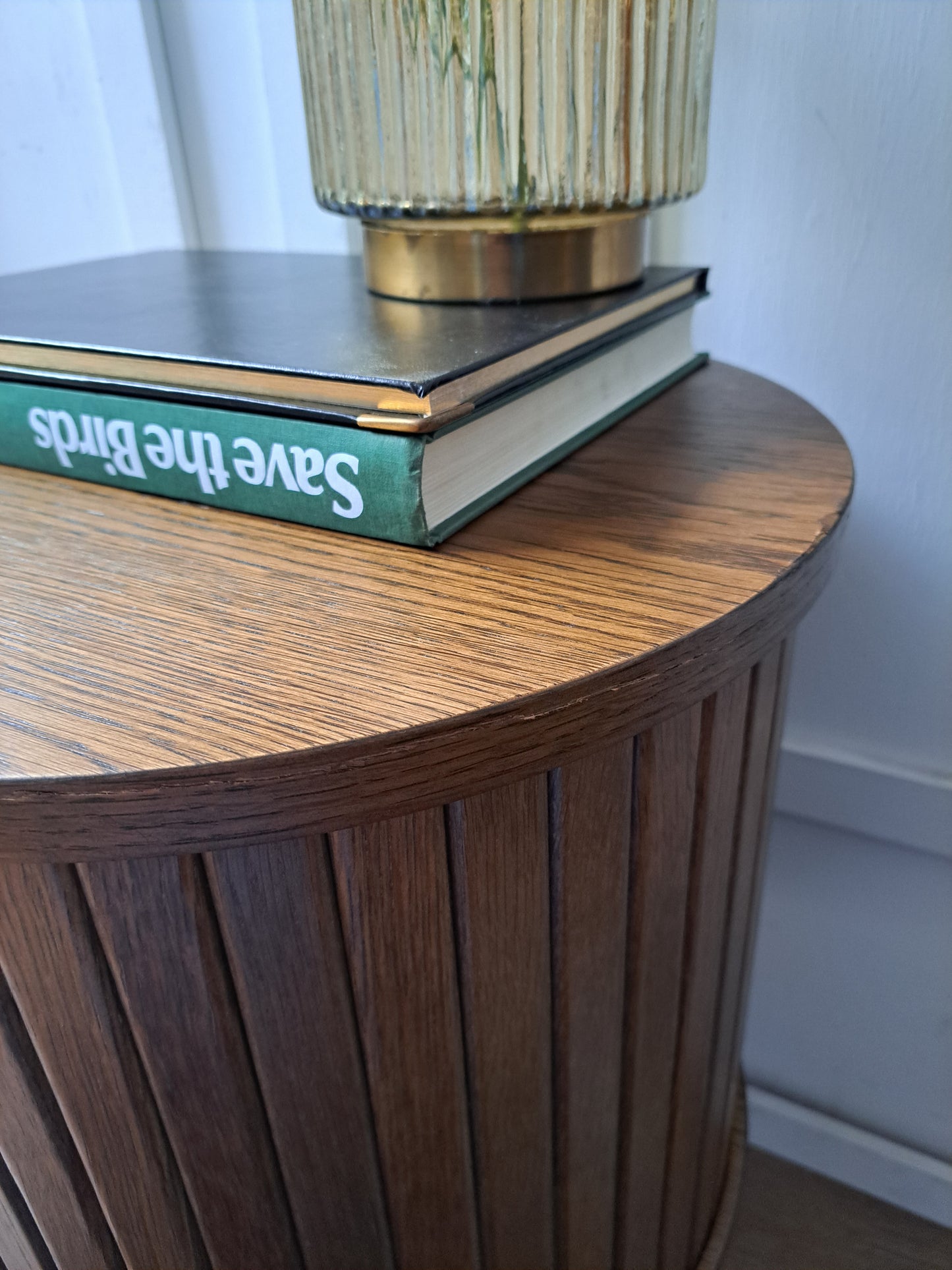 Slatted Sliding 2 Door Tv Unit Lowboard Smoked Oak / Walnut
