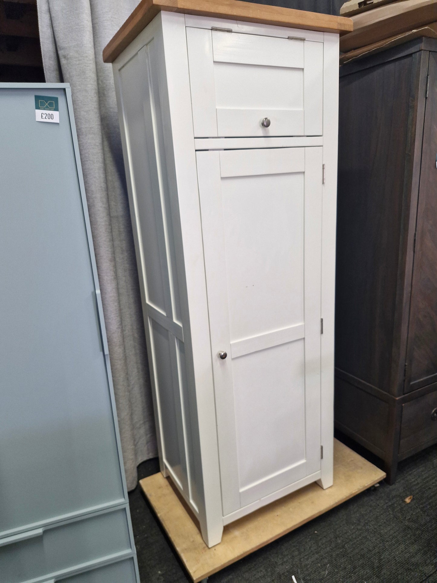 Off-white and Oak Slim Single Kitchen Larder