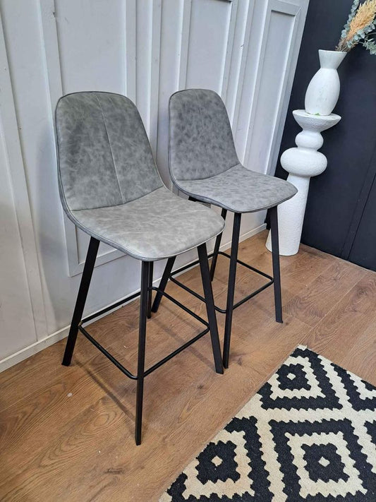 Bar Stools Set of 2  ¦ Grey Faux Leather and Black Metal