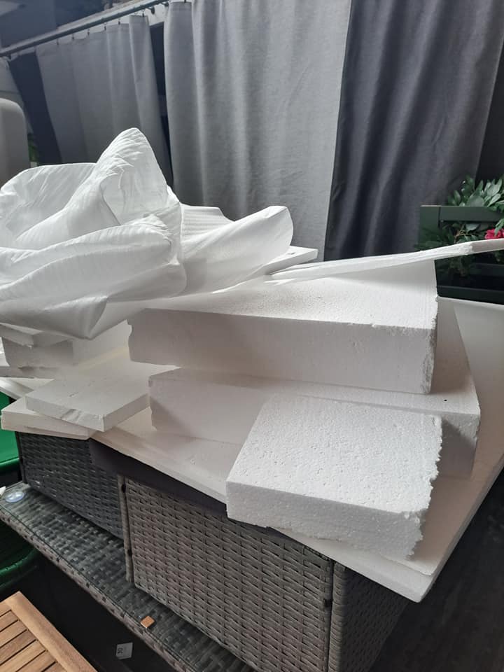 polystyrene foam boards and foam wrap