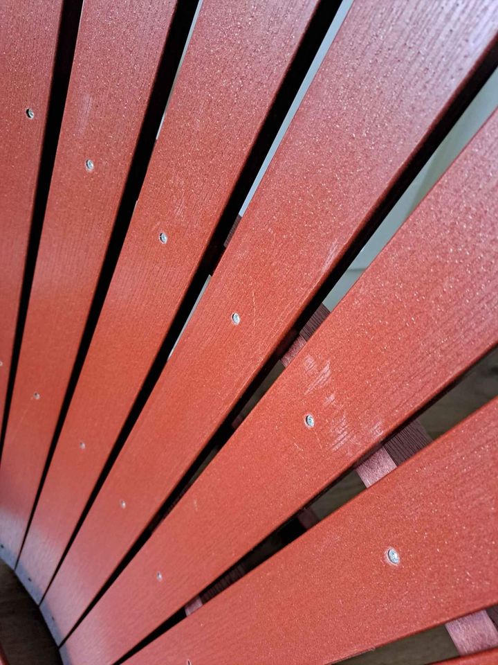 Red Reclining Deck Chair / Outdoor Patio Garden Seating