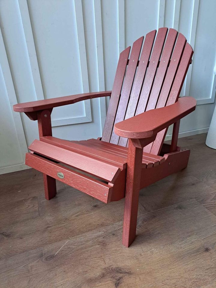 Red Reclining Deck Chair / Outdoor Patio Garden Seating