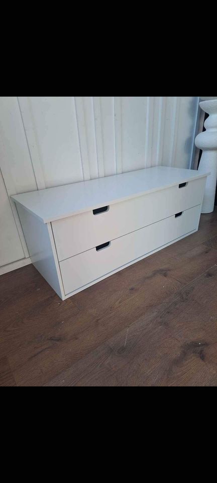 Low chest of drawers / Kids room toy storage bench