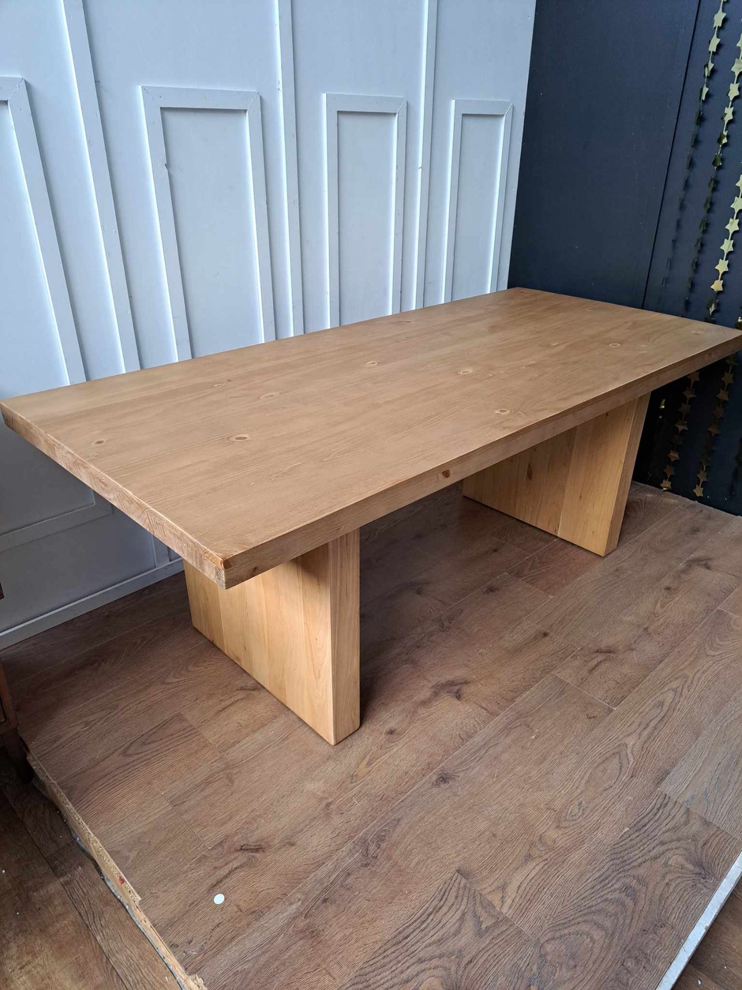 Solid Pine Dining Table 6-8 seater