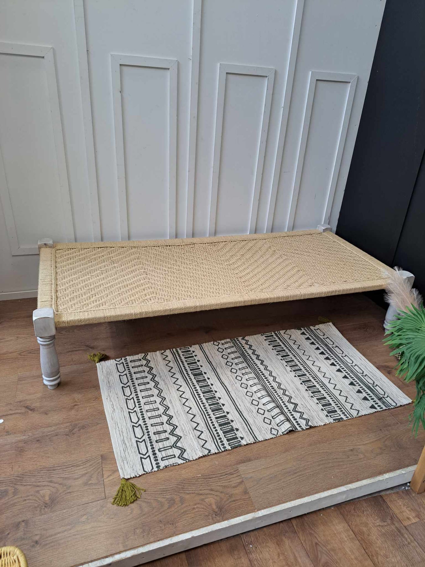 Indian Day Bed in Wood and Rope  ¦  La Redoute