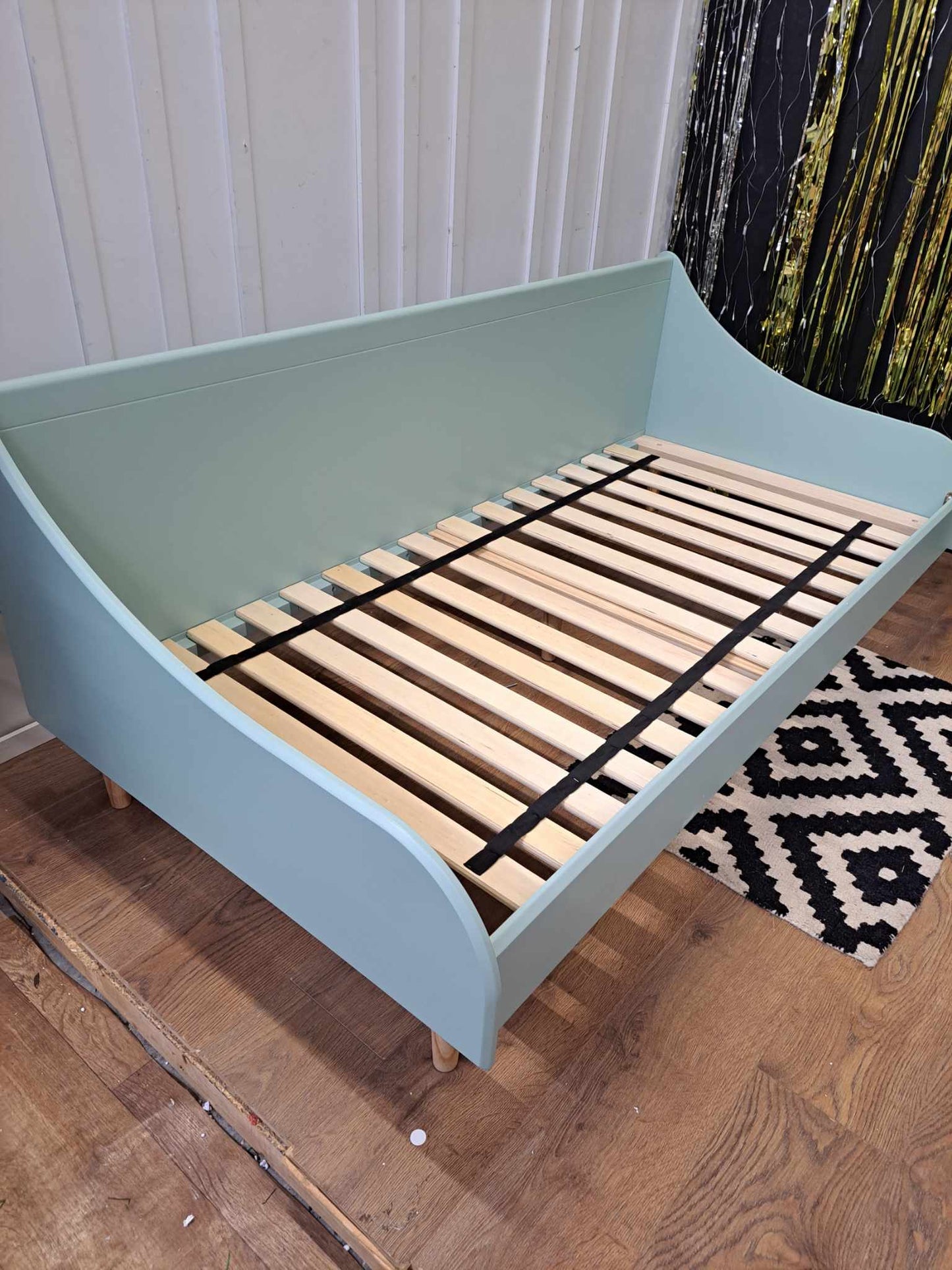 Single Day Bed Sage Green