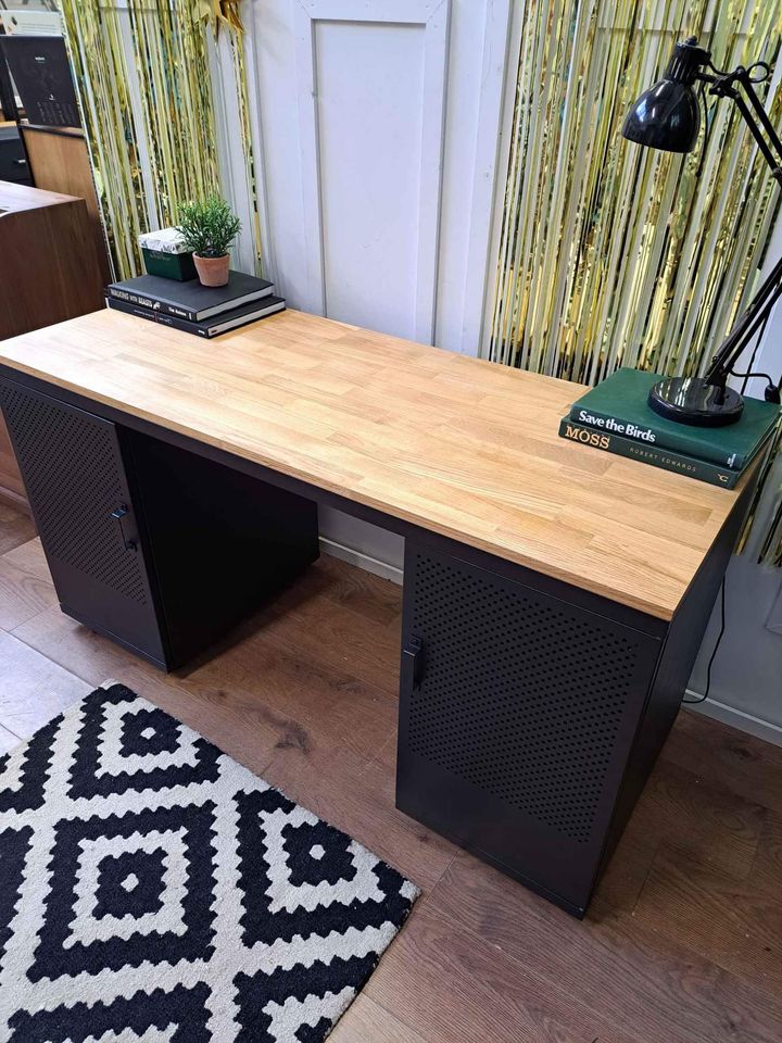 Desk Black Metal and Oak Wood