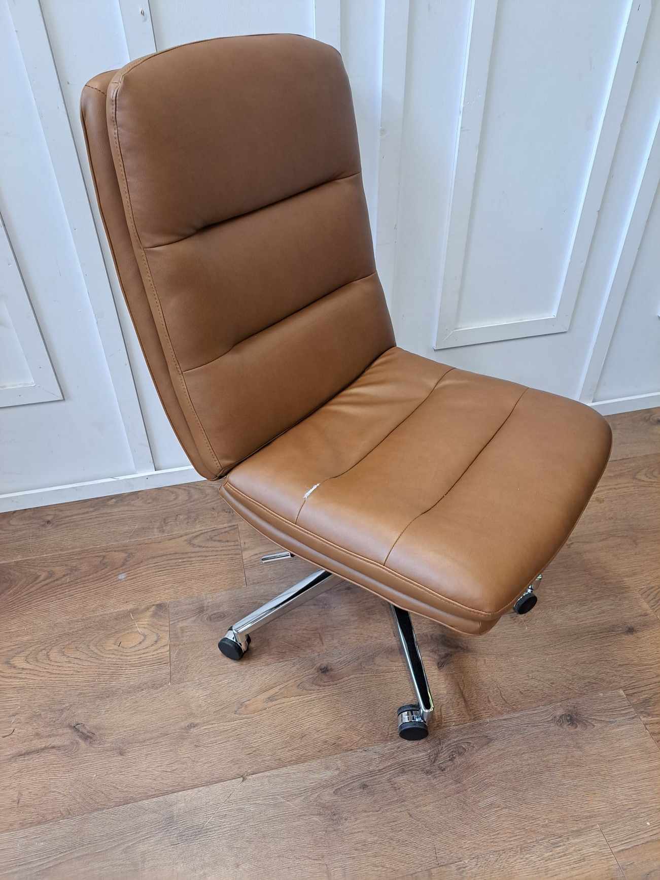 Office Desk Chair Brown / Tan   ¦  Radcliffe