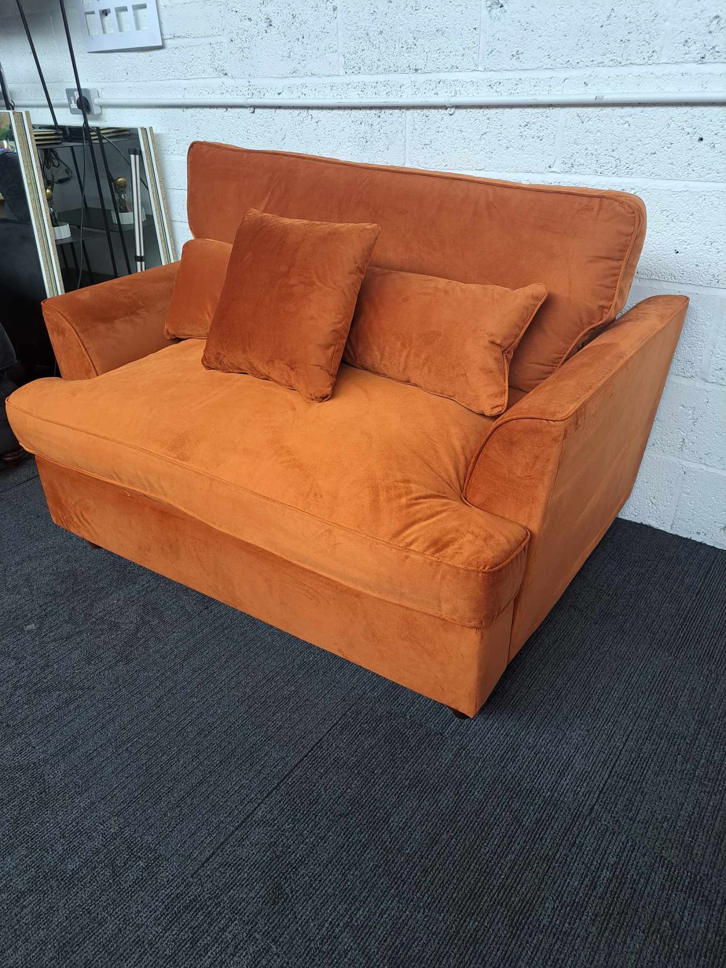 Cuddle Love Chair Bed RRP £ 949 / Armchair Small Sofa Bed Orange / Amber / Rust