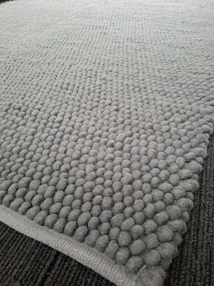 Grey bubble large rug 160x230cm wool handwoven