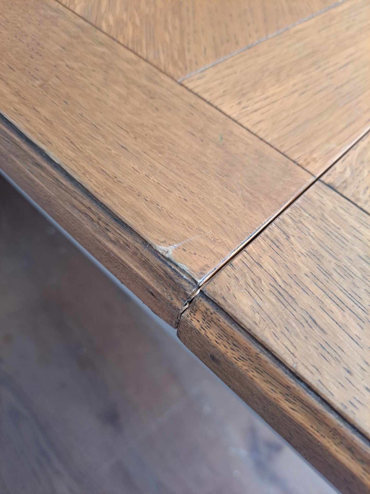 Extending Dining Table Solid Wood Grey and Oak Parquetry Top /Amelie