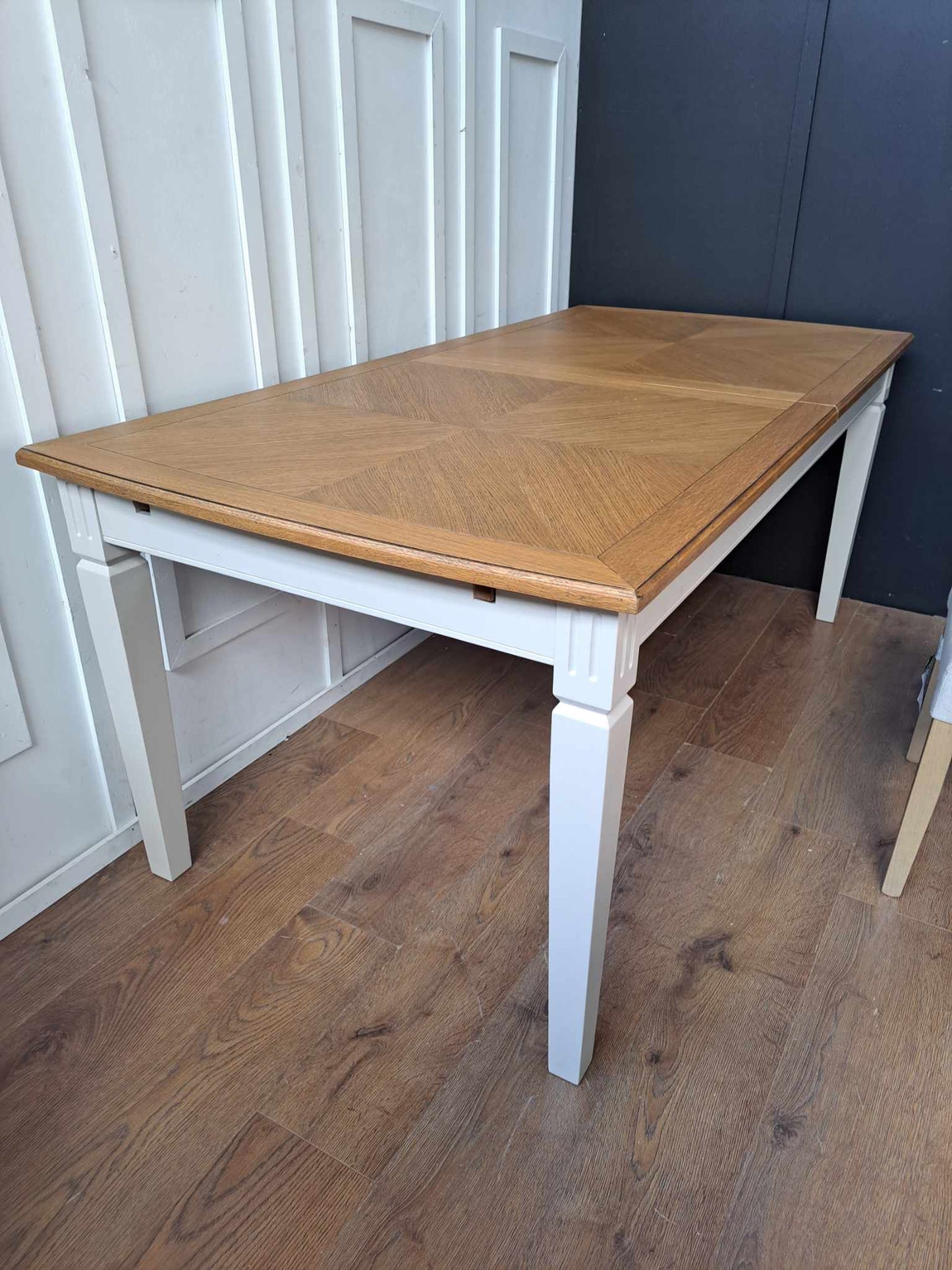Extending Dining Table Solid Wood Grey and Oak Parquetry Top /Amelie