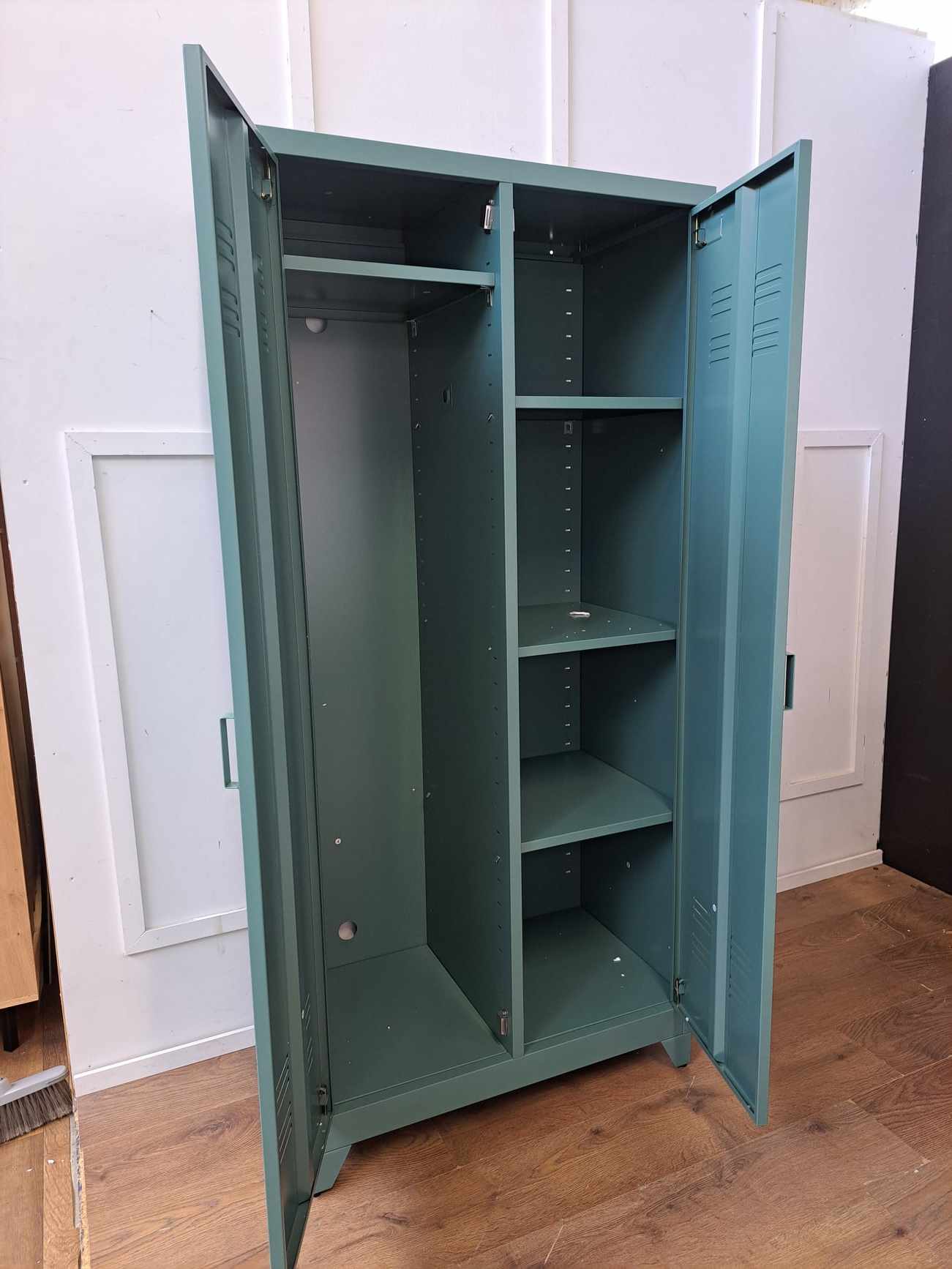 Green 2-Door Metal Wardrobe / La Redoute HIba RRP £425