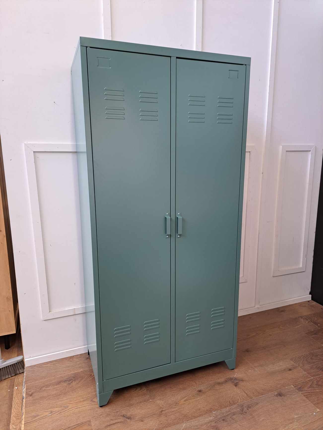 Green 2-Door Metal Wardrobe / La Redoute HIba RRP £425