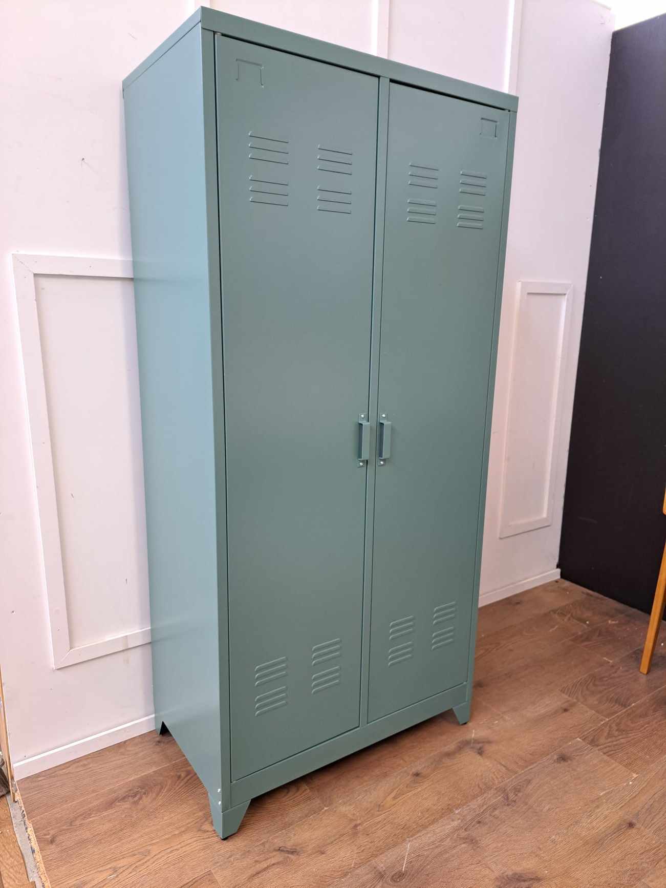 Green 2-Door Metal Wardrobe / La Redoute HIba RRP £425