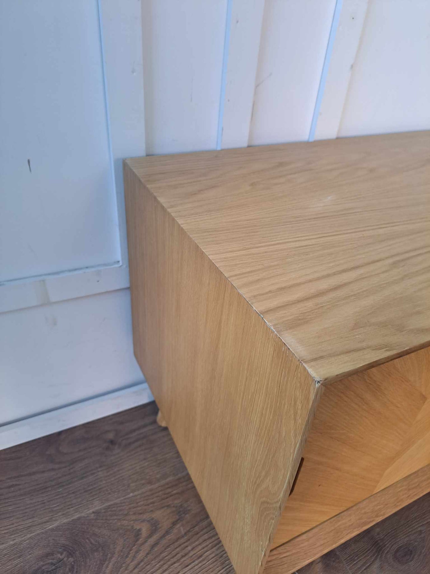 Oak Sliding Door Chevron Low TV Media Unit