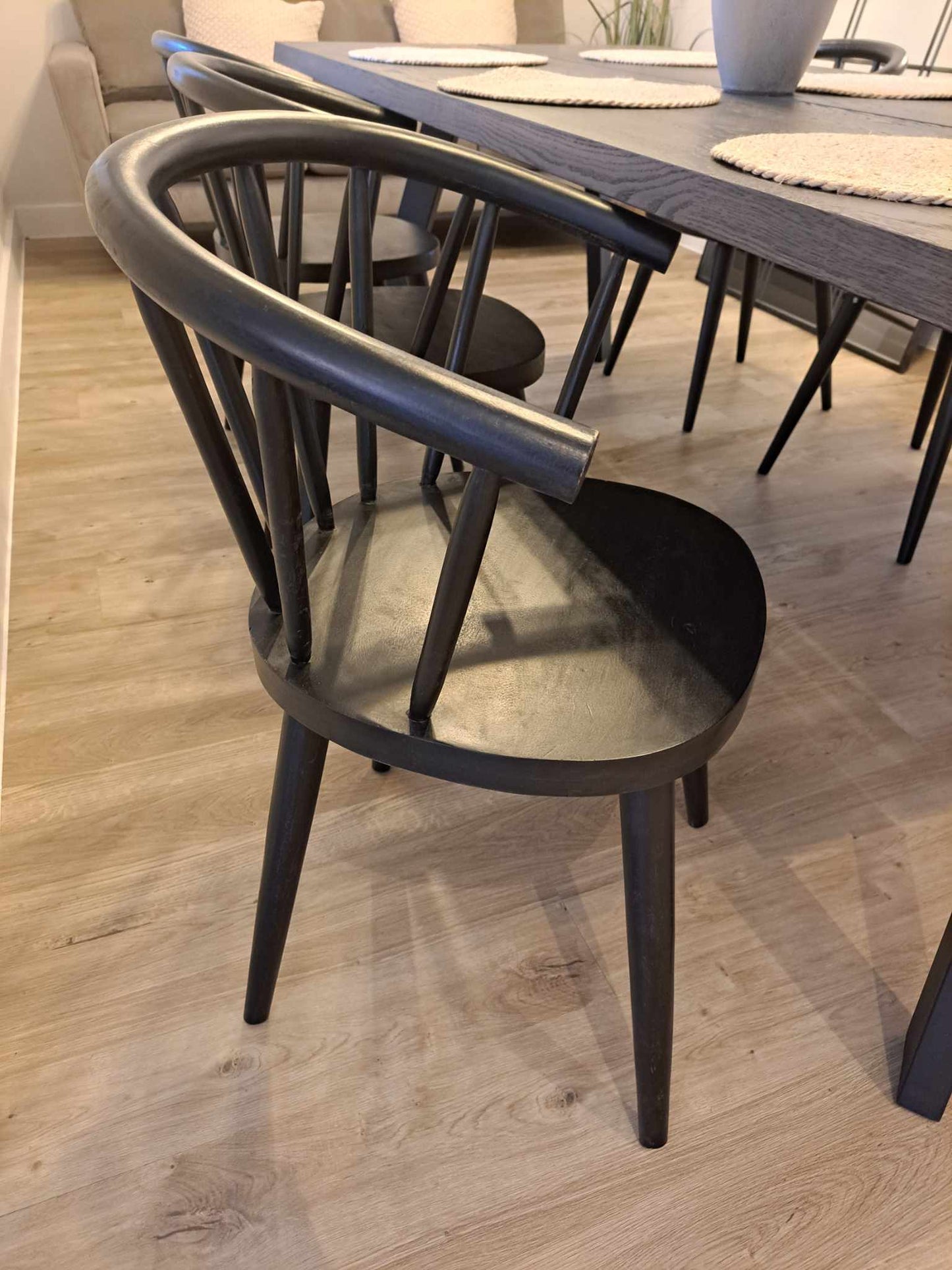 Set of 6 Chairs and Table