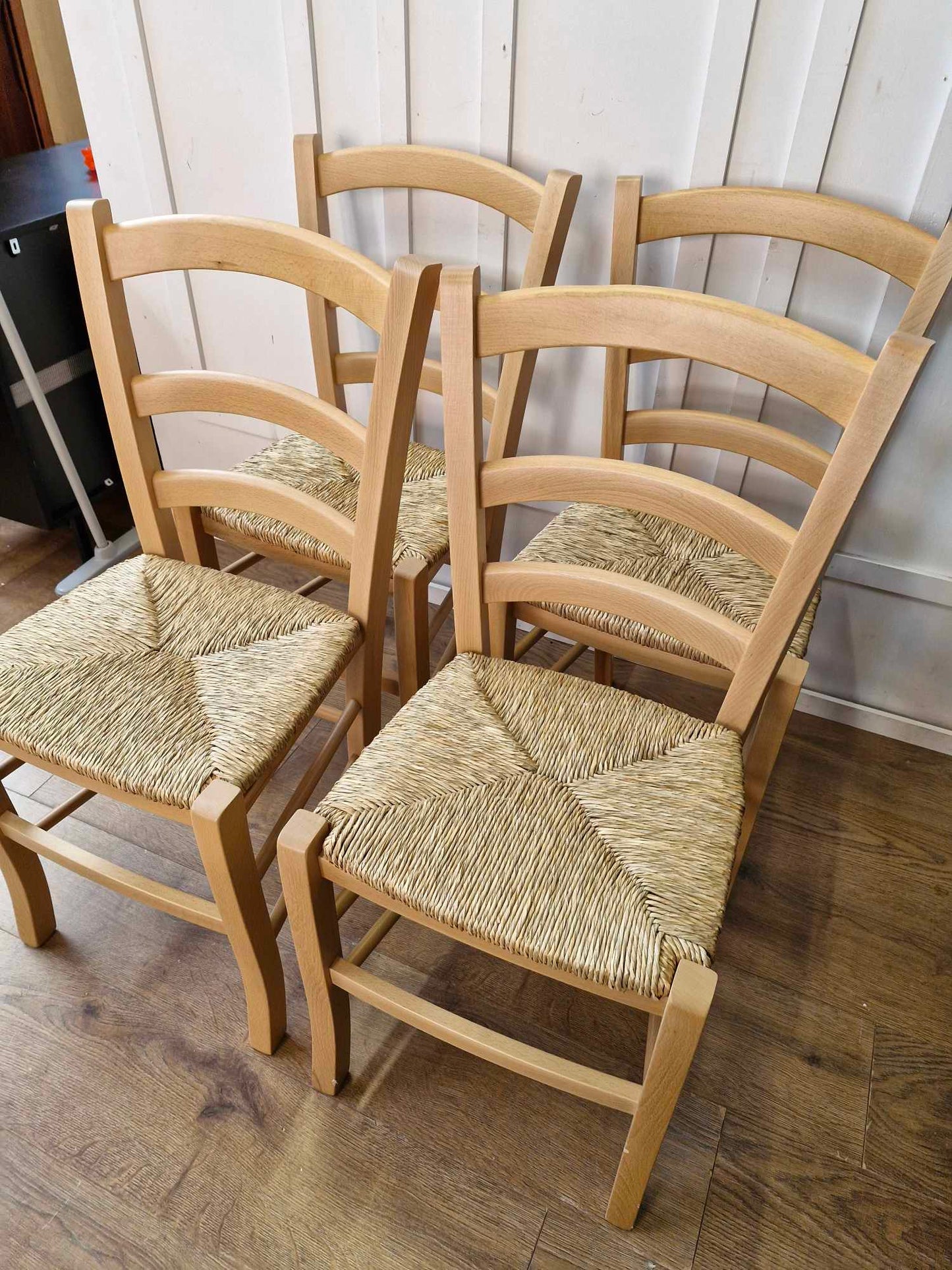 Set of 4 Dining Chairs / Wood and Rope