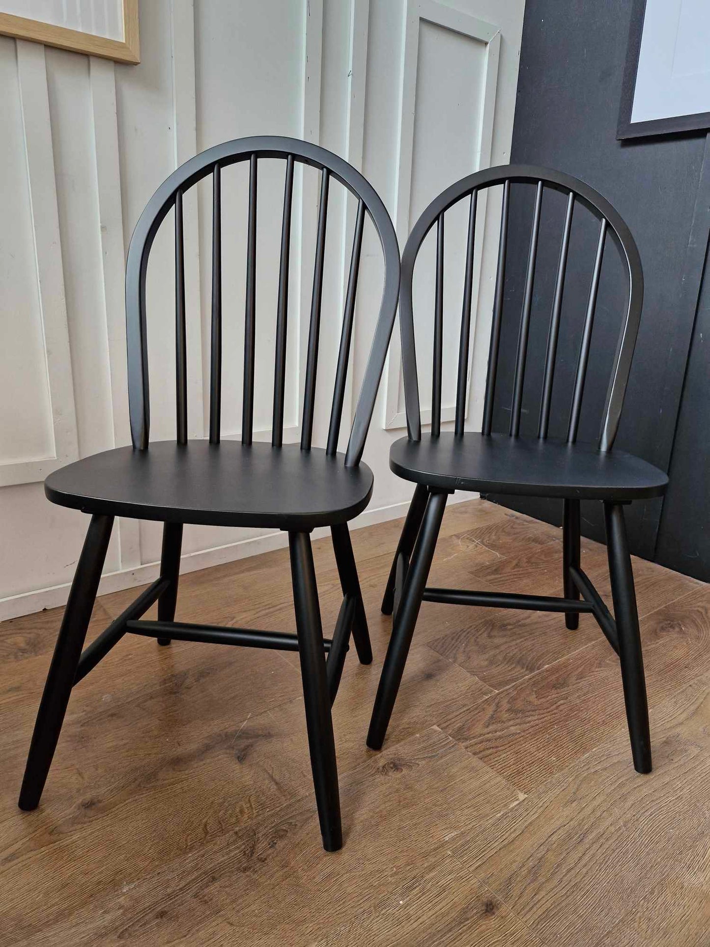 Set of 2 Black Windsor Spindle Back Wooden Dining Chairs