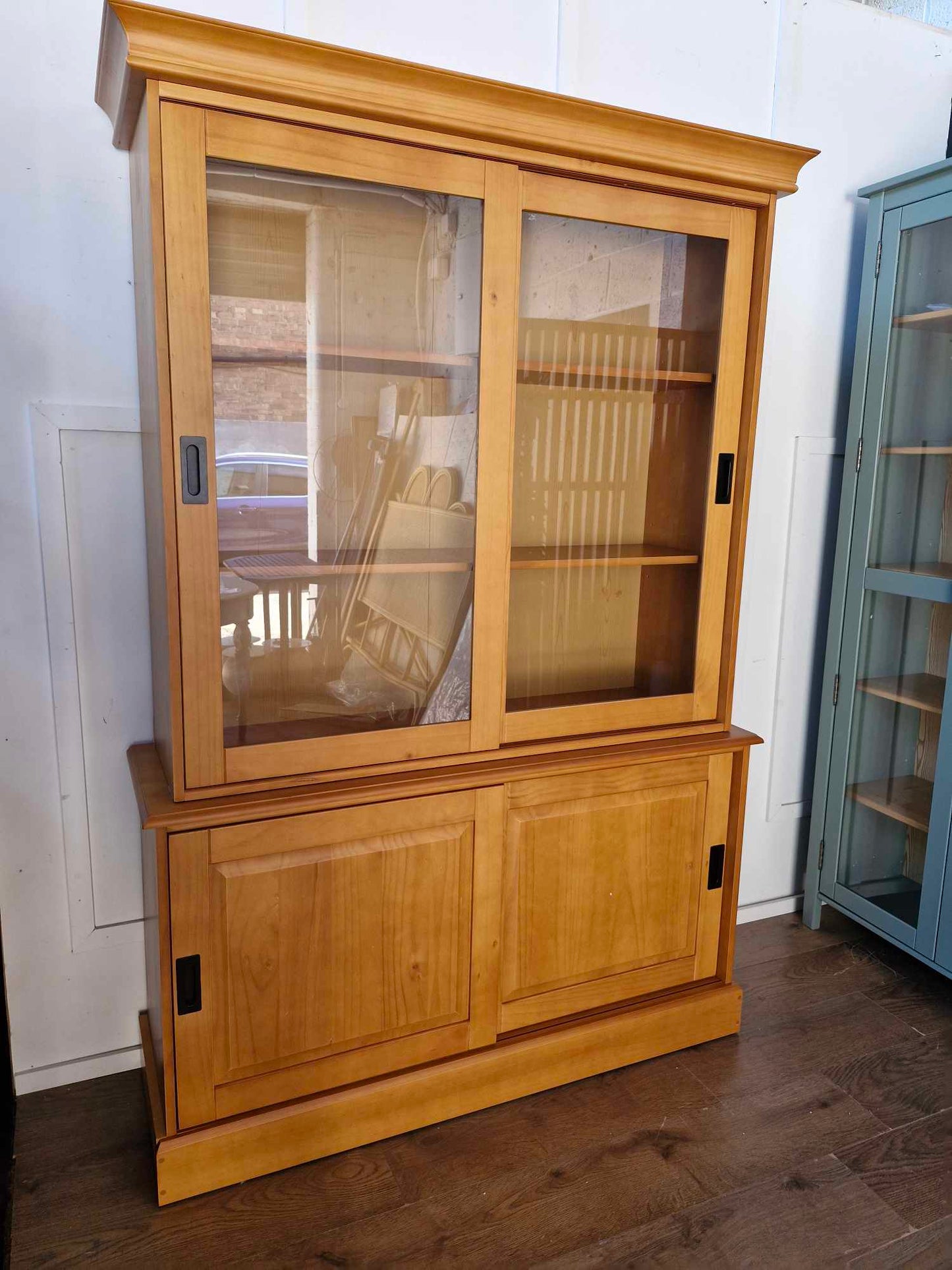 Solid Pine Dresser Display Cabinet Sideboard / La Redoute RRP £1099