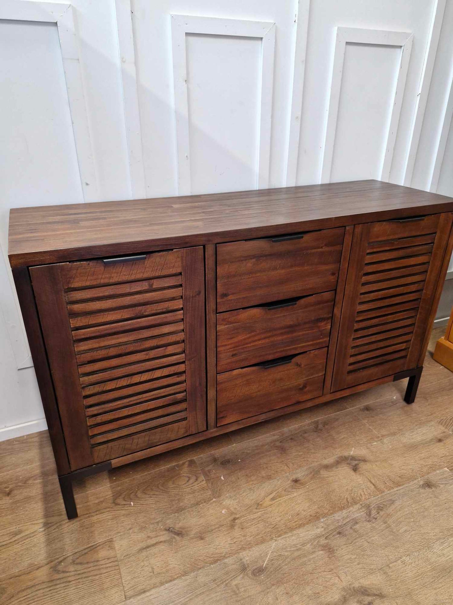 Solid Dark Wood Sideboard / Oak Furnitureland Detroit