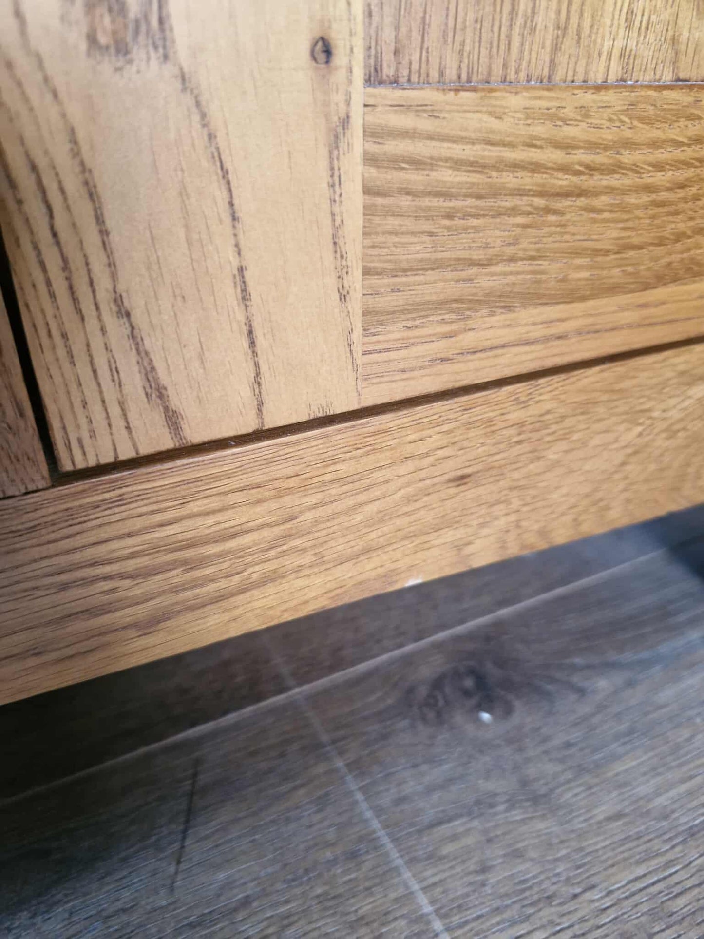 Rustic Solid Oak Large TV Unit / Oak Furnitureland Orrick