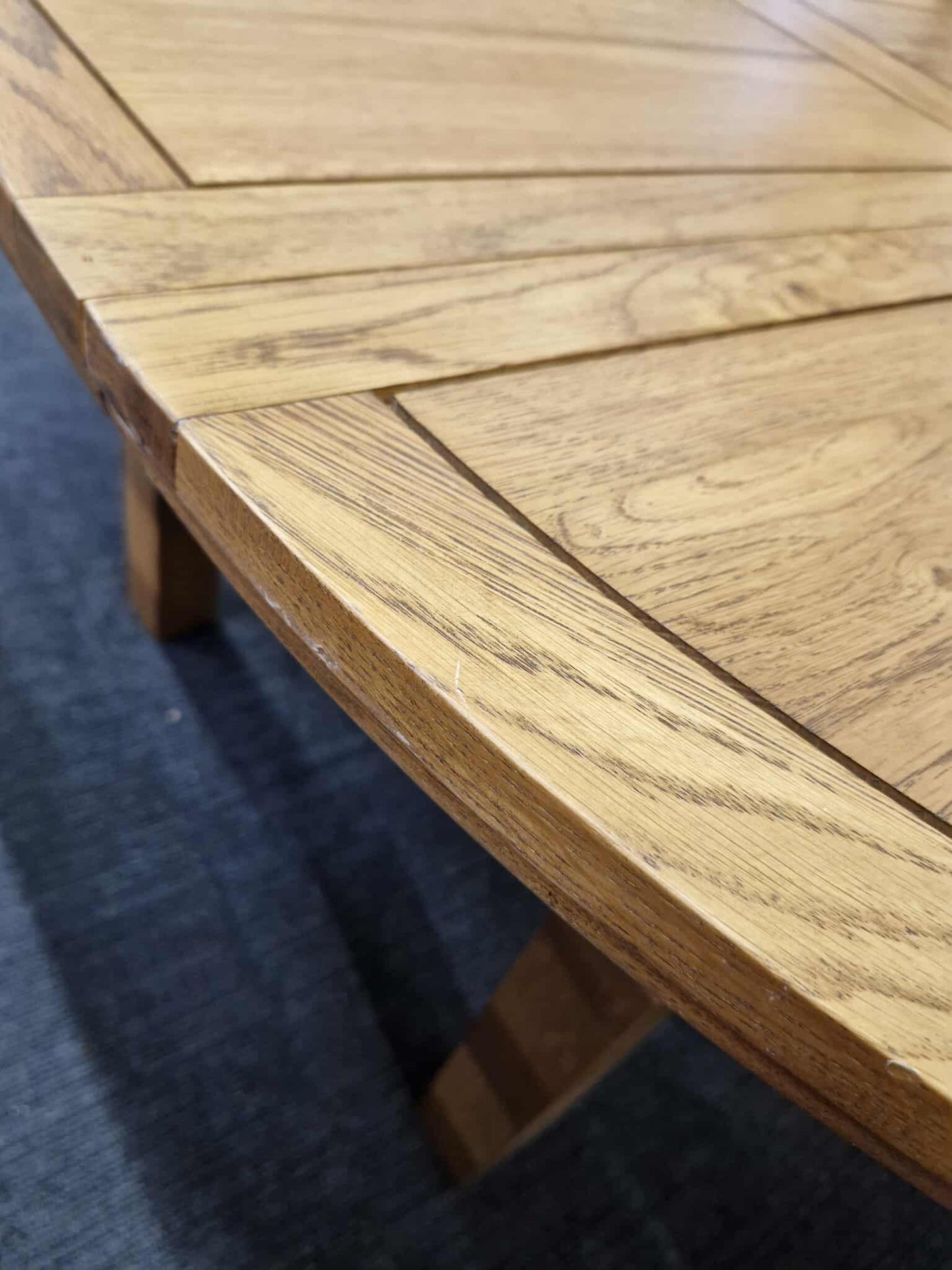 Extending Round Dining Table - Rustic Solid Oak / Oak Furnitureland KNIGHTSBRIDGE