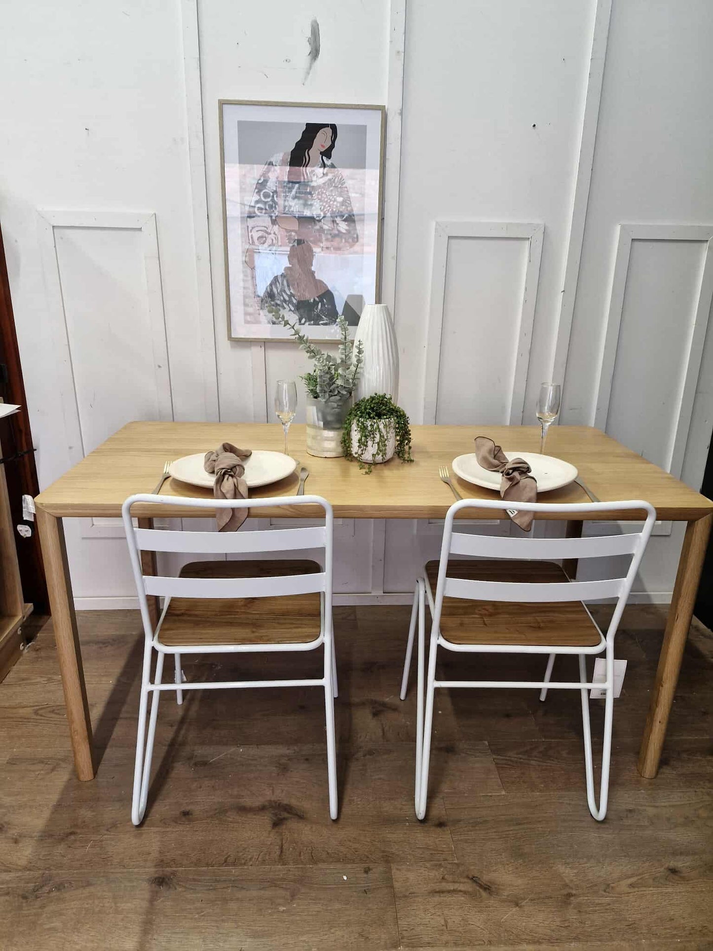 Oak Scandi Style Dining Table / 4-6 seater