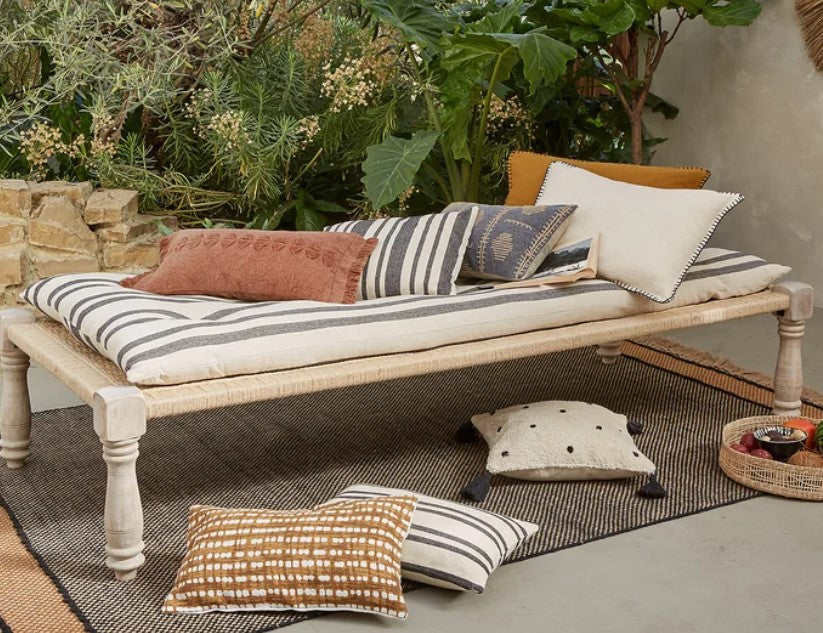 Indian Day Bed in Wood and Rope  ¦  La Redoute