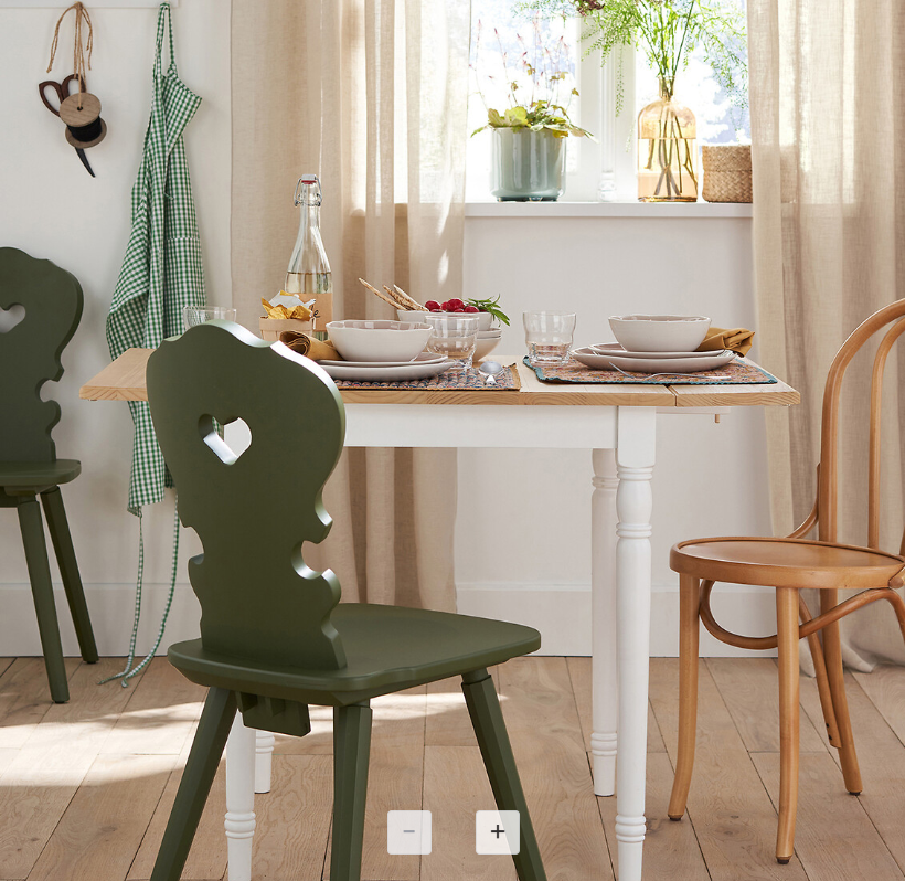 Small Country Extending Dining Table / Oak and White / seats 2-4