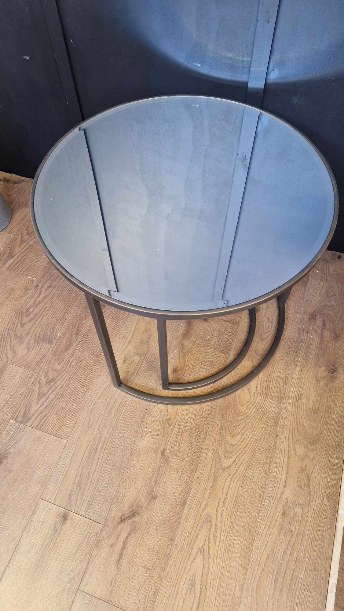 Nest of 2 coffee tables Mirror and black metal