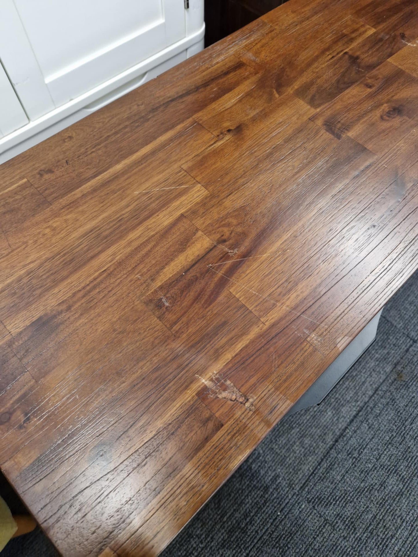 Solid Dark Wood TV Stand / Oak Furnitureland Detroit