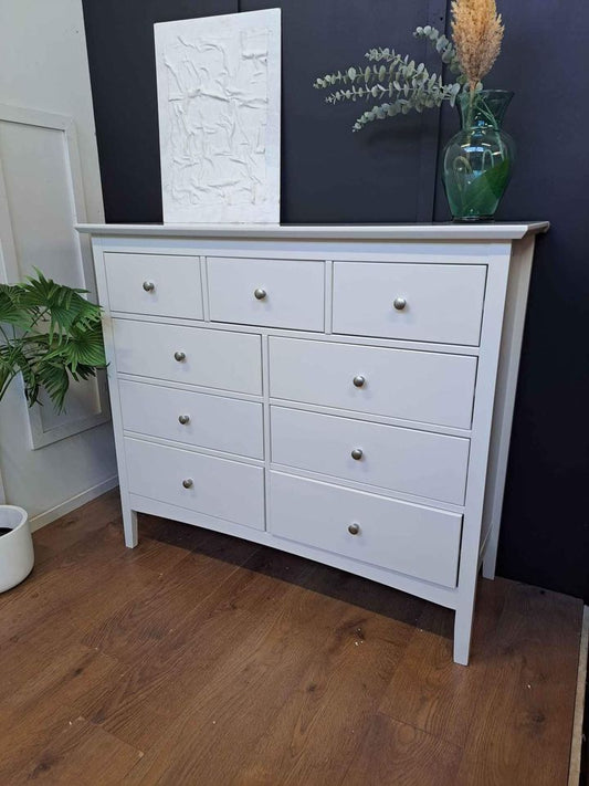 White Chest of Drawers  ¦  Marks and Spencer Hastings 9  drawer
