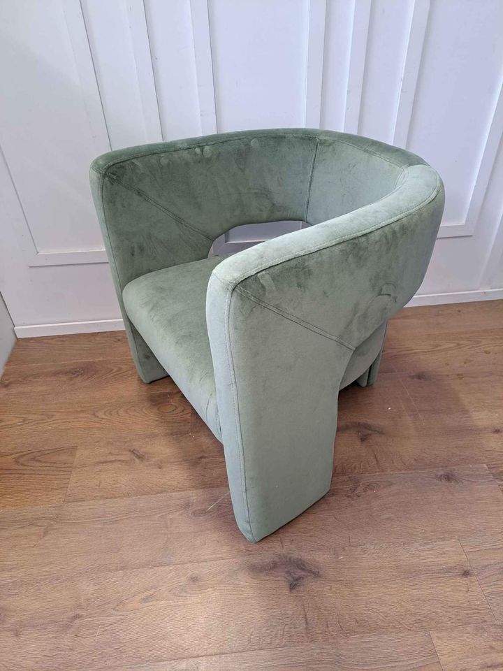 Armchair  /  Accent Chair Green Olive velvet  ¦  Sazy Zyla
