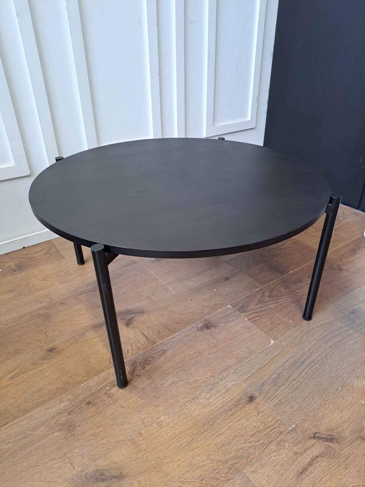 Black Round Coffee Table Wood and Metal