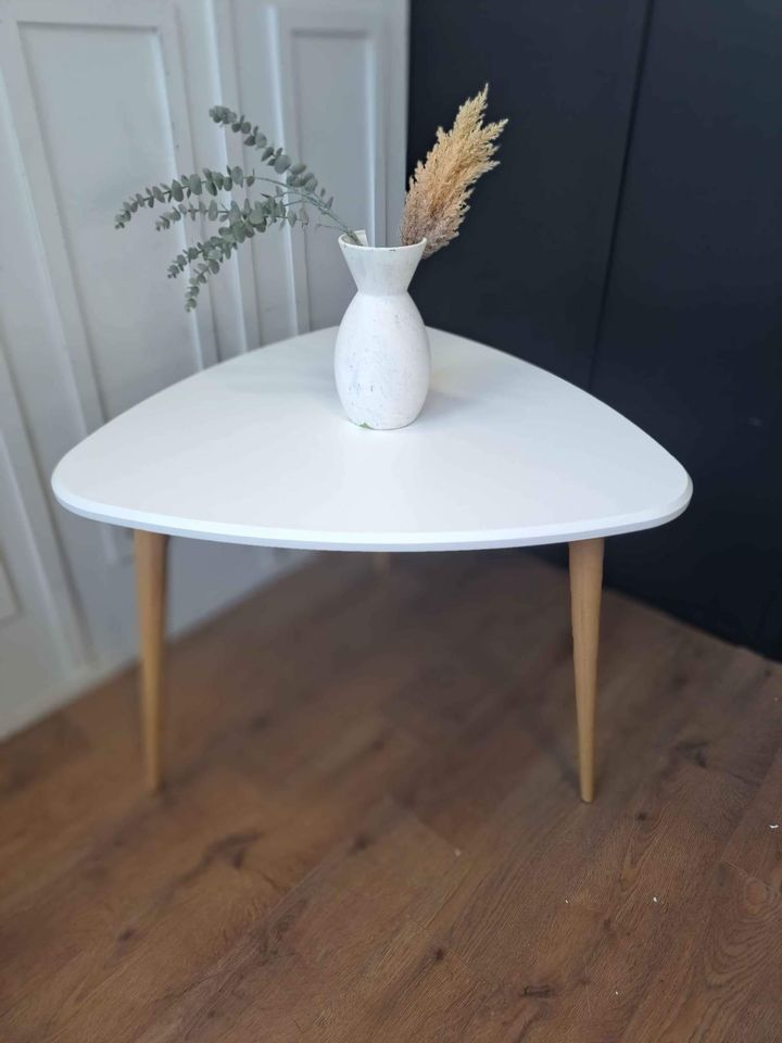 Small Dining Table   ¦  White and Wood Triangle 3 seater La Redoute Jimmi