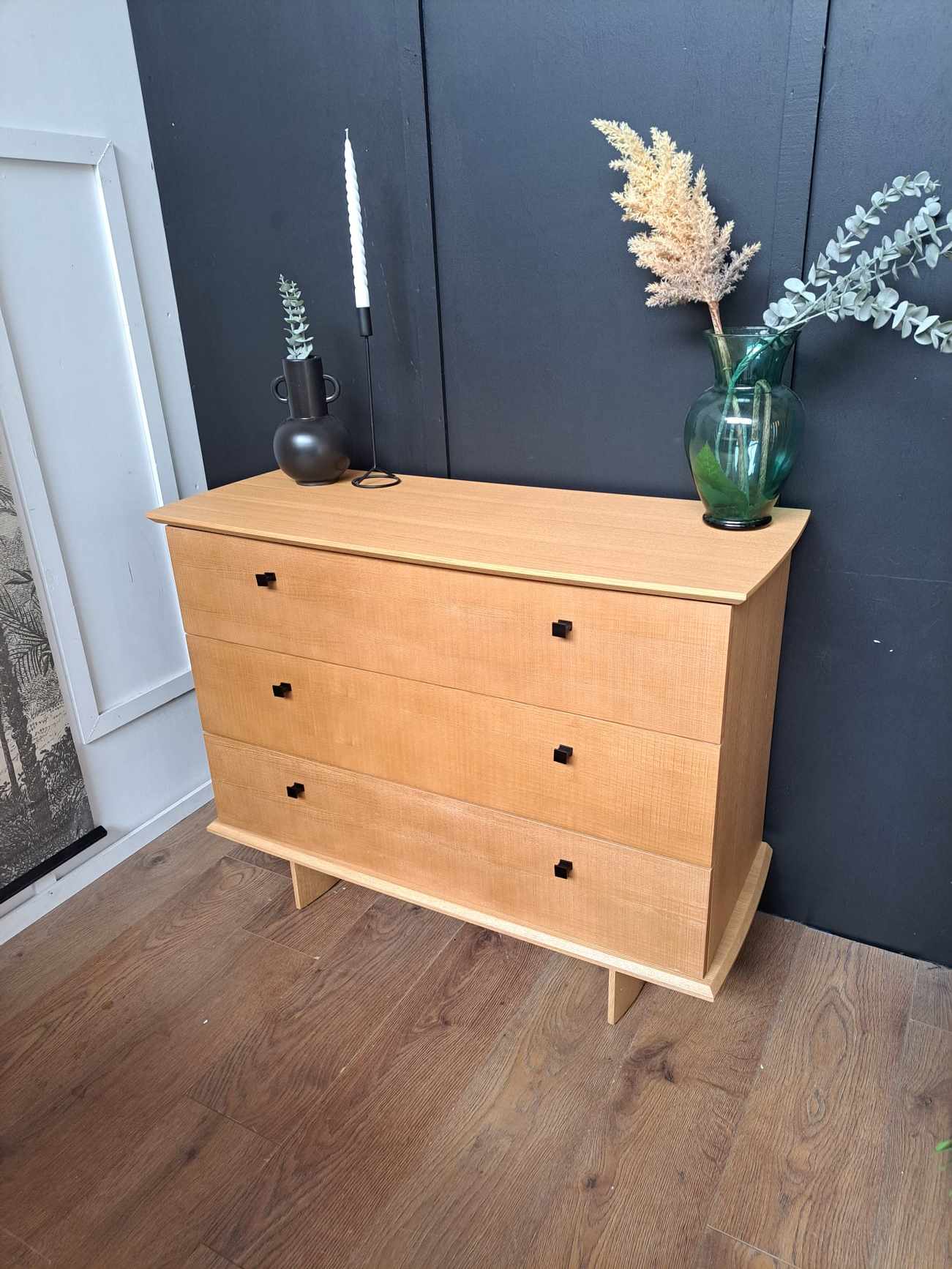 Wood Chest of Drawers  ¦  Black Handles