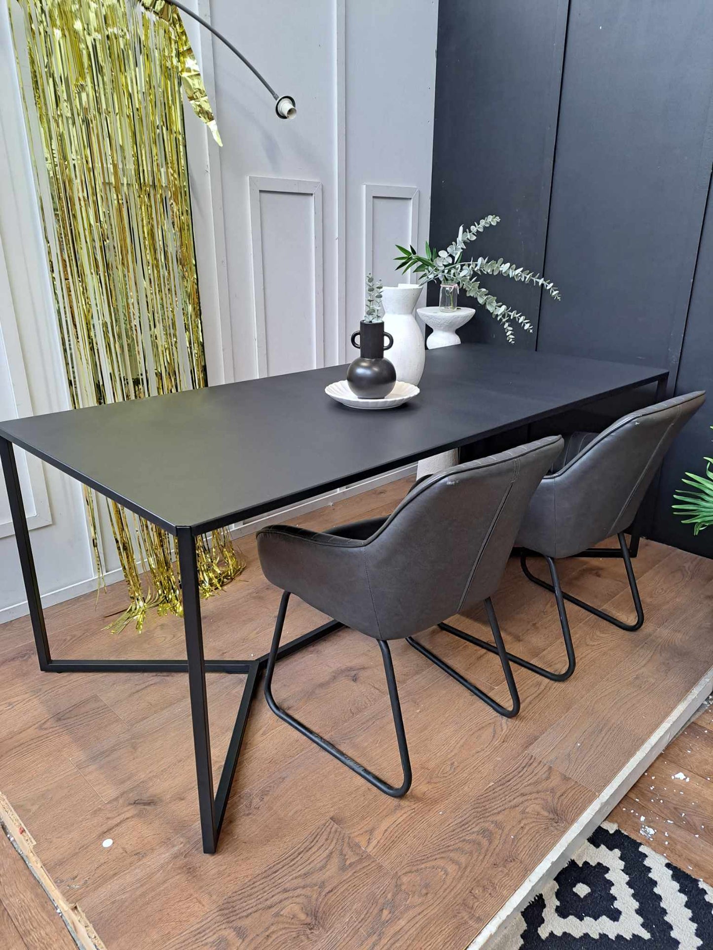 Black Metal Dining Table / Industrial Style 6-8 Seats