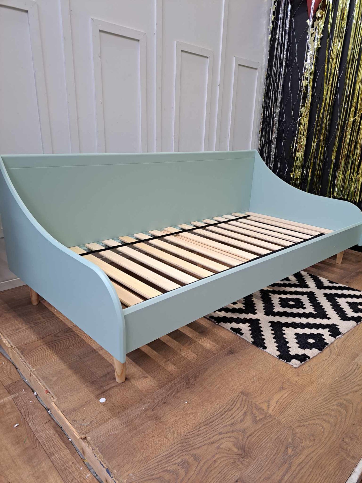 Single Day Bed Sage Green
