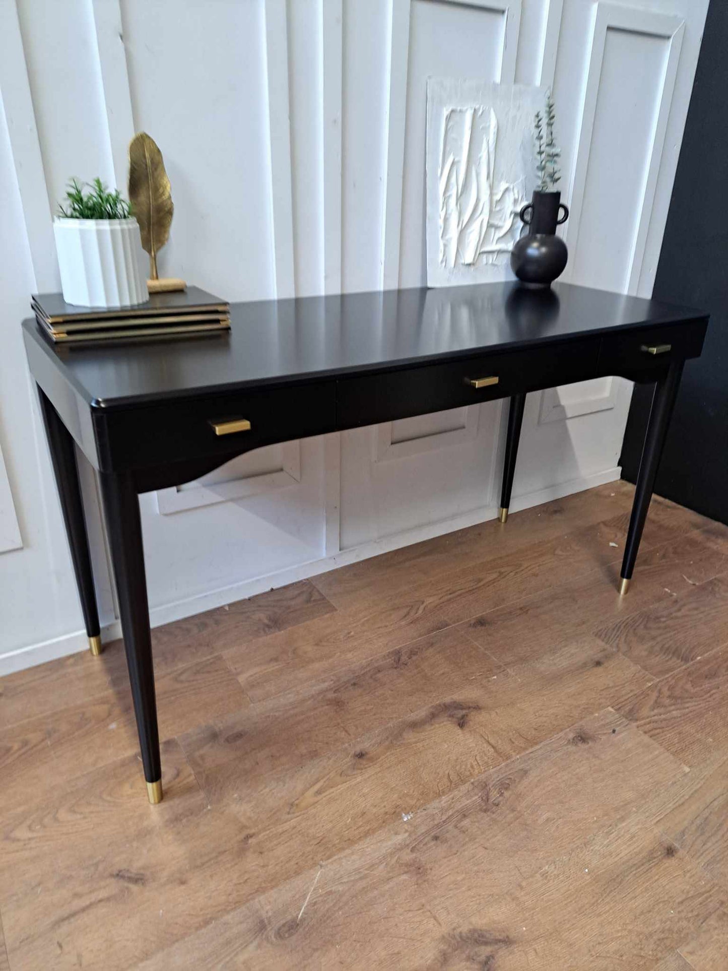 Black and Gold Large Desk with 3 Drawer / La Redoute Novani