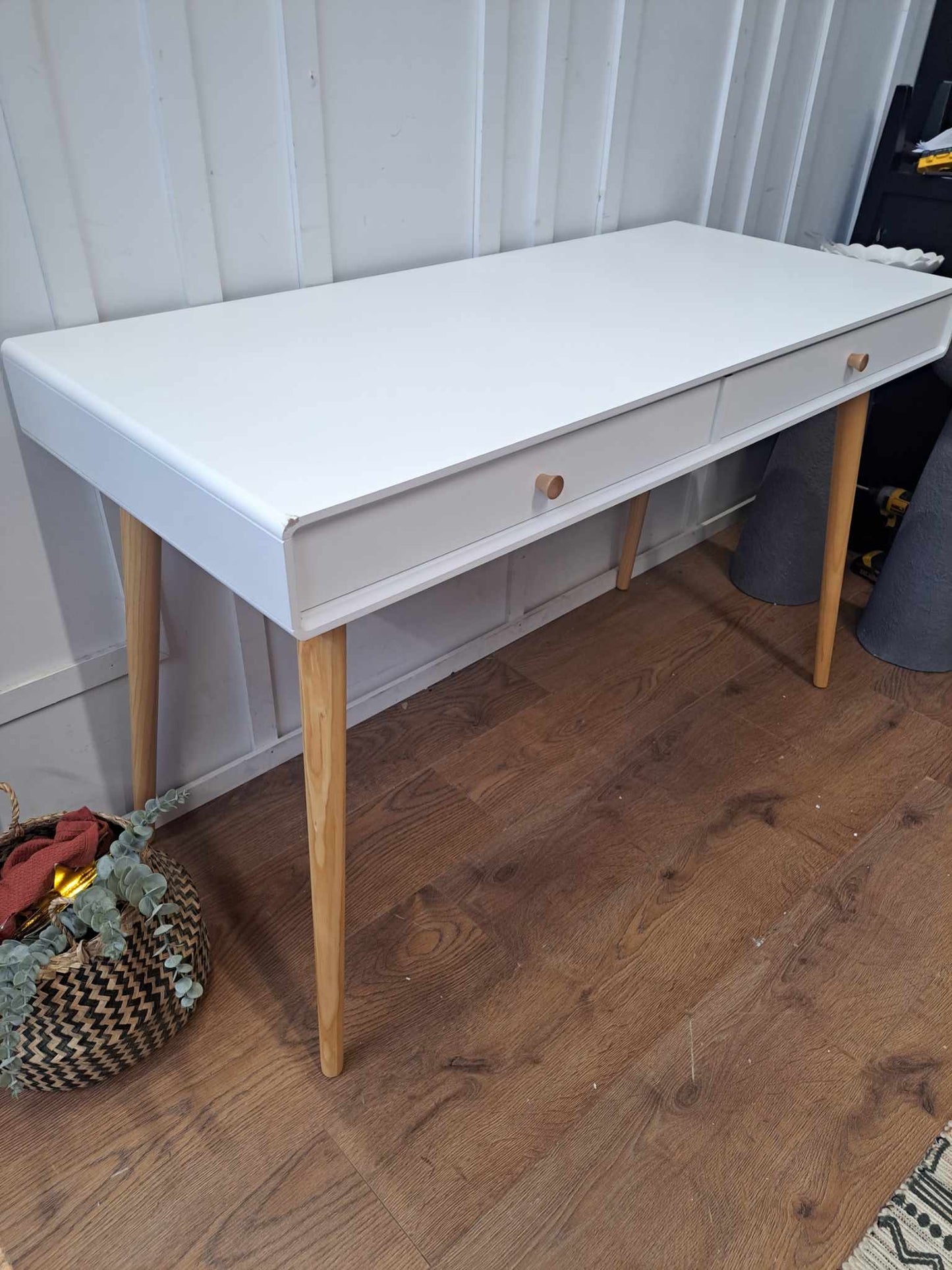 White and wood Large Desk