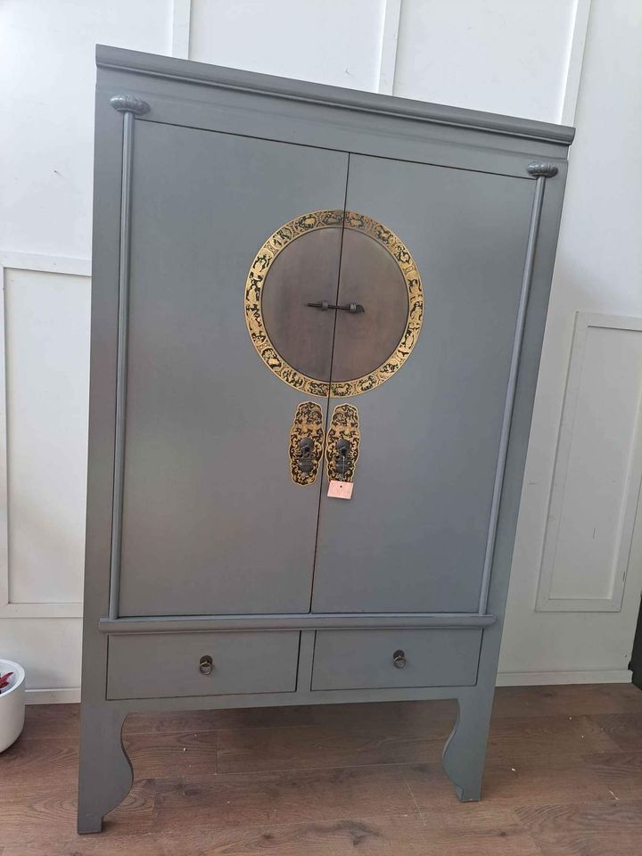 Oriental Wedding Cabinet Chinese wardrobe drink cabinet cool grey