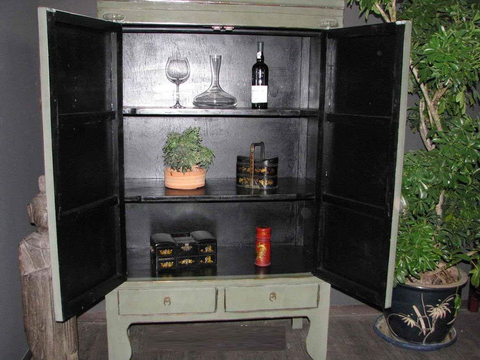 Oriental Wedding Cabinet Chinese wardrobe drink cabinet cool grey