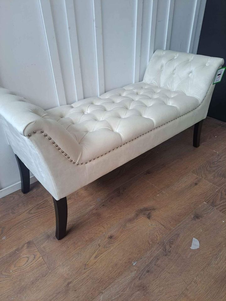 Velvet Buttoned Bench with Black Wood Legs