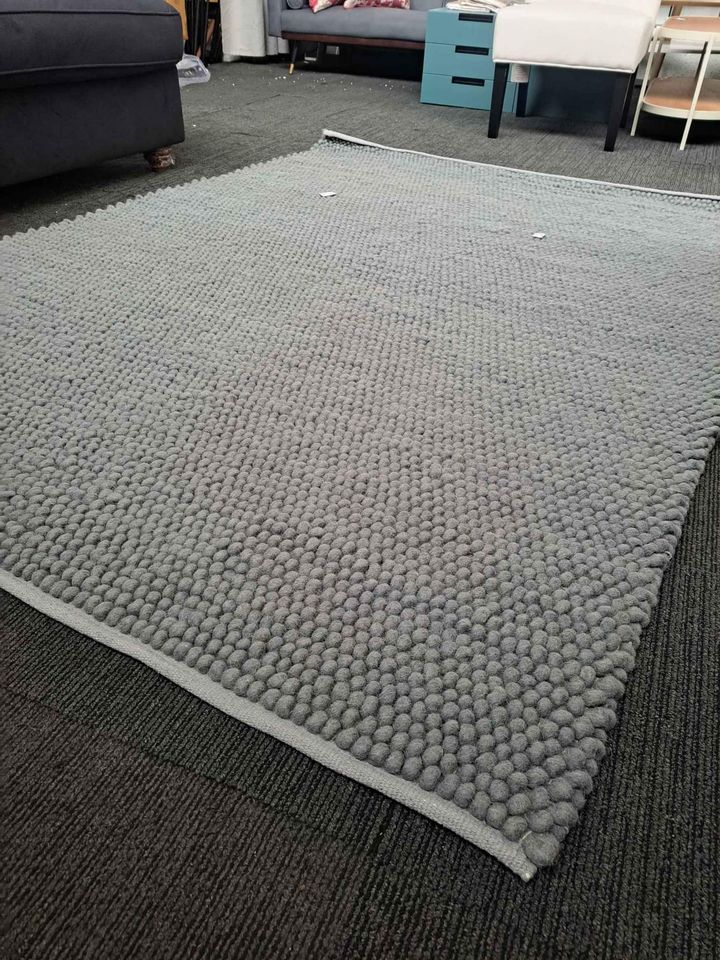 Grey bubble large rug 160x230cm wool handwoven