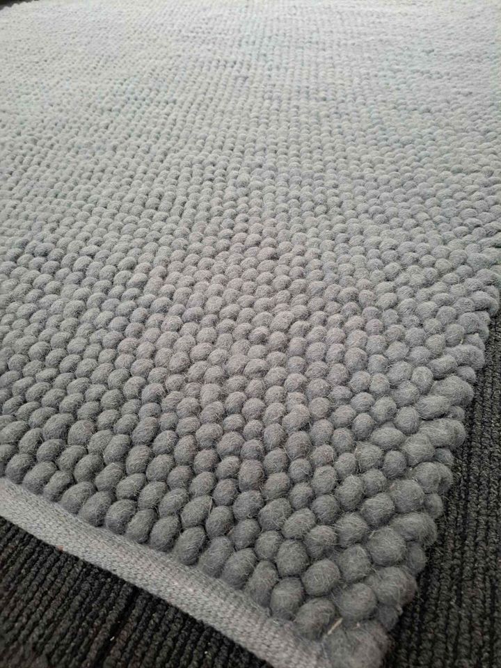 Grey bubble large rug 160x230cm wool handwoven