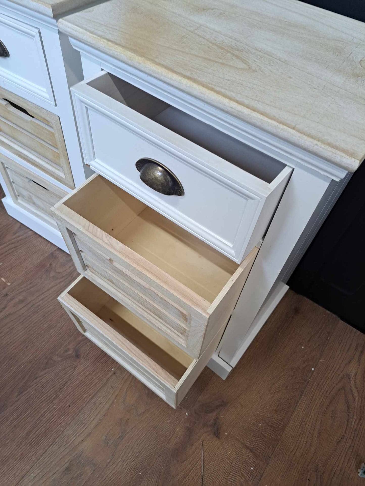 Set of 2 Bedside Table Cabinets